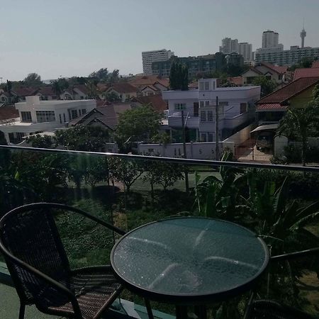 Acqua Condominium Pattaya Bagian luar foto